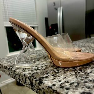 Fashion nova heels